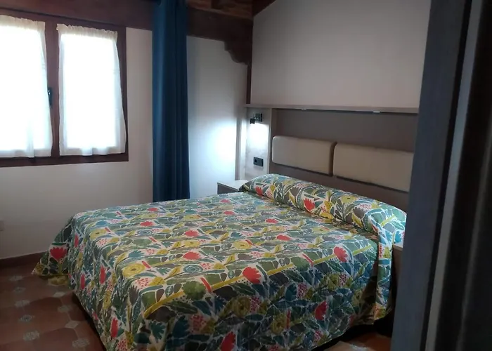 Los-tejadillos San Miguel de Meruelo